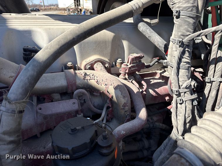 image for item FK1210 2016 Mack CXU semi truck