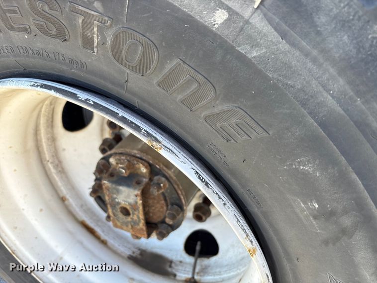 image for item FK1210 2016 Mack CXU semi truck