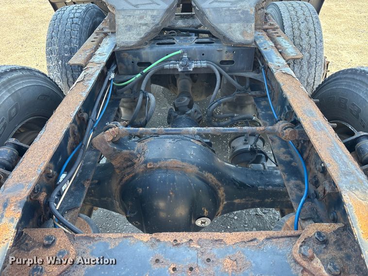 image for item FK1211 2017 Freightliner Cascadia 125 semi truck