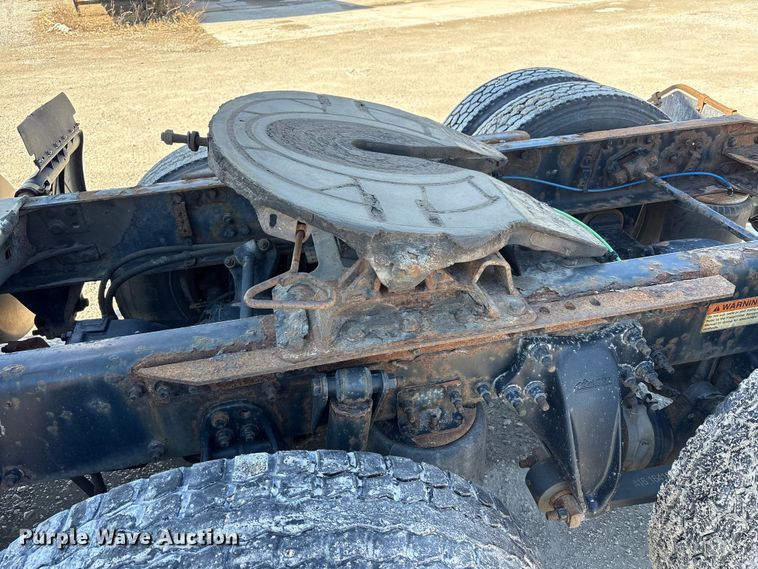 image for item FK1211 2017 Freightliner Cascadia 125 semi truck