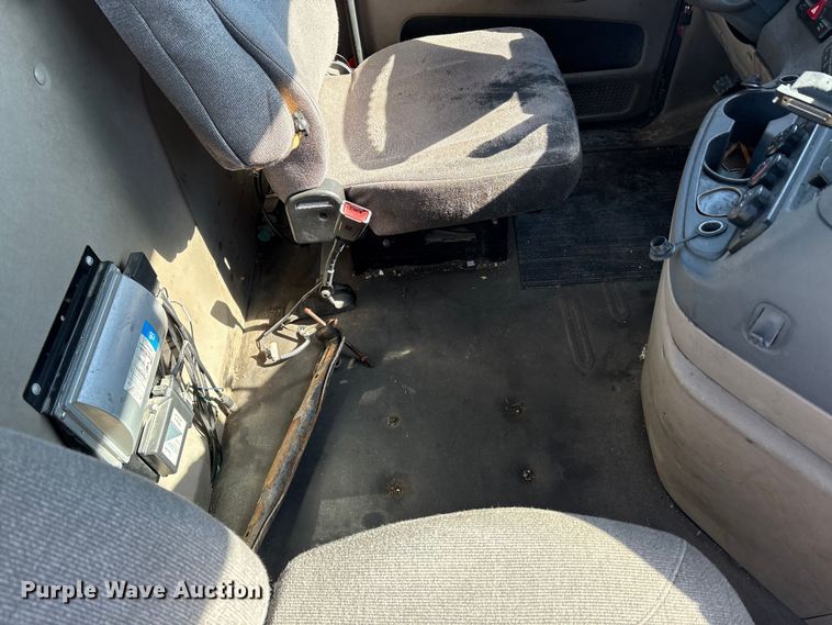 image for item FK1211 2017 Freightliner Cascadia 125 semi truck