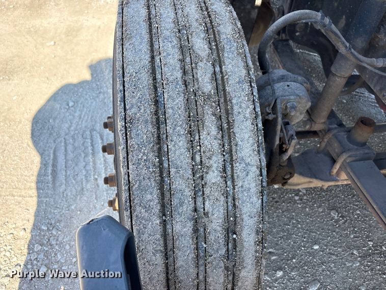 image for item FK1211 2017 Freightliner Cascadia 125 semi truck