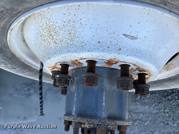 image for item FK1211 2017 Freightliner Cascadia 125 semi truck