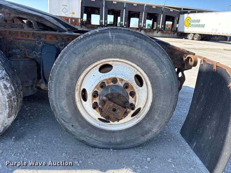 image for item FK1211 2017 Freightliner Cascadia 125 semi truck