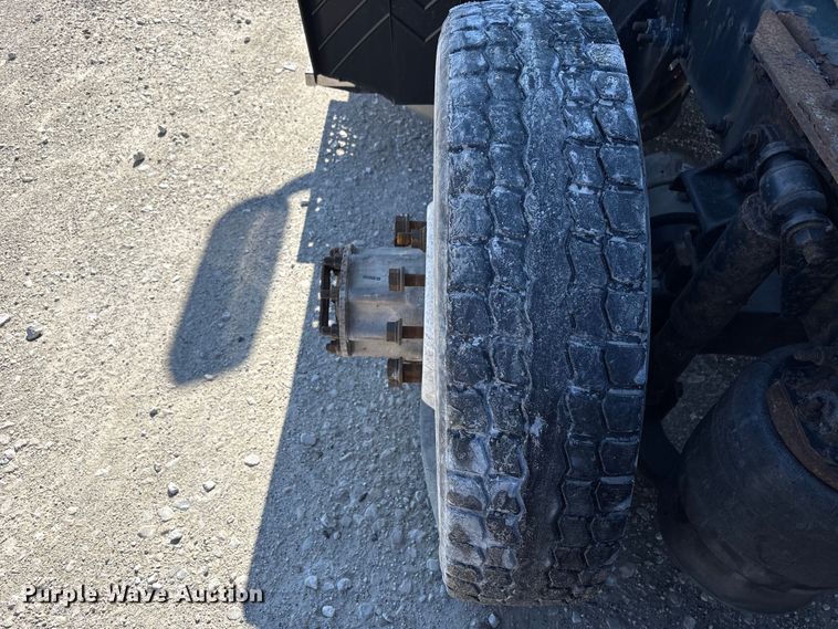 image for item FK1211 2017 Freightliner Cascadia 125 semi truck