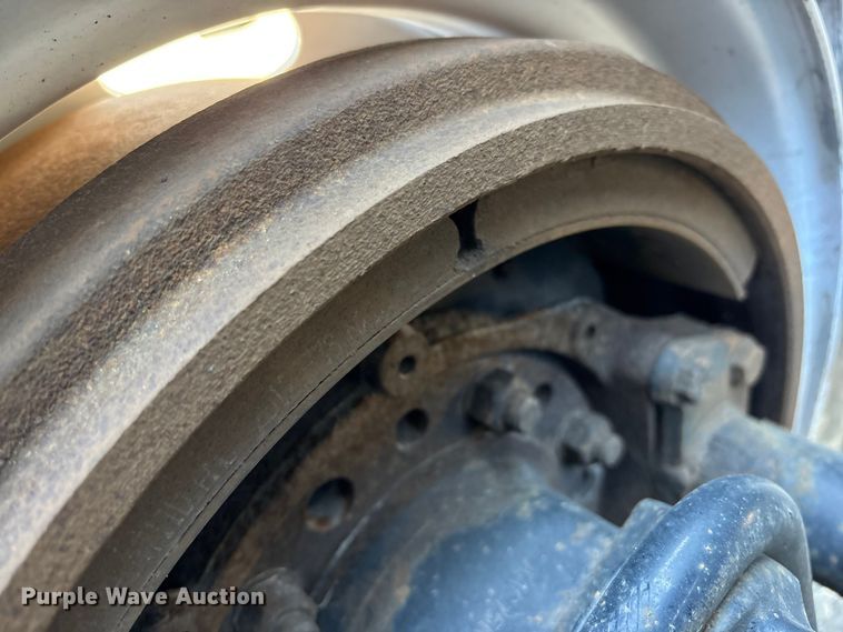 image for item FK1211 2017 Freightliner Cascadia 125 semi truck