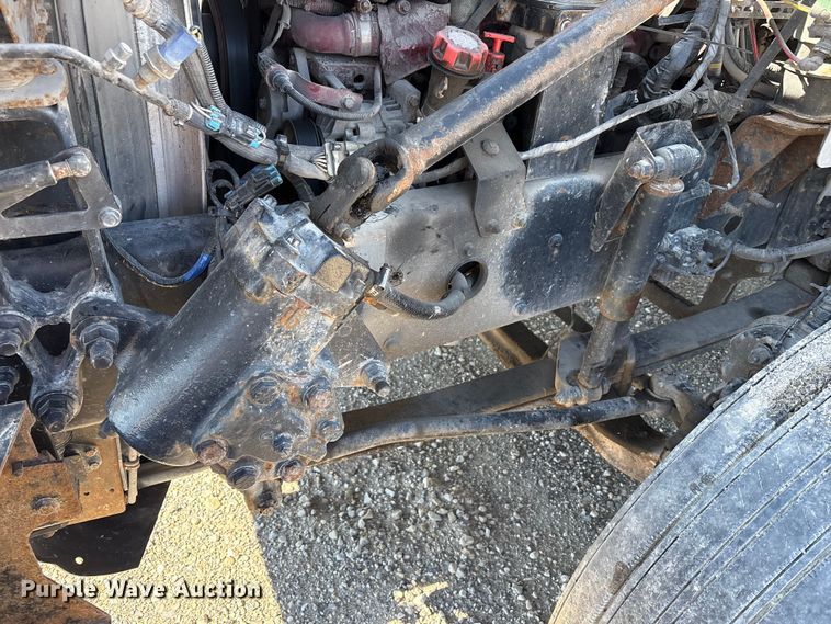 image for item FK1212 2016 Mack CXU613 semi truck