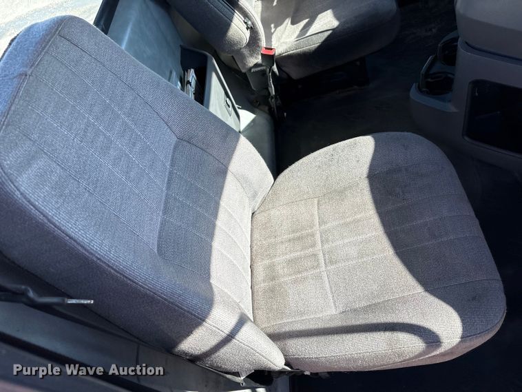 image for item FK1212 2016 Mack CXU613 semi truck