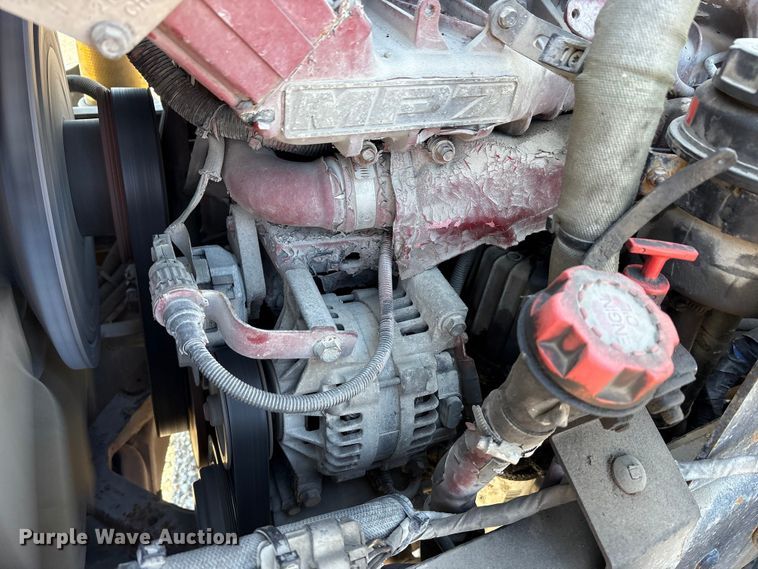 image for item FK1212 2016 Mack CXU613 semi truck