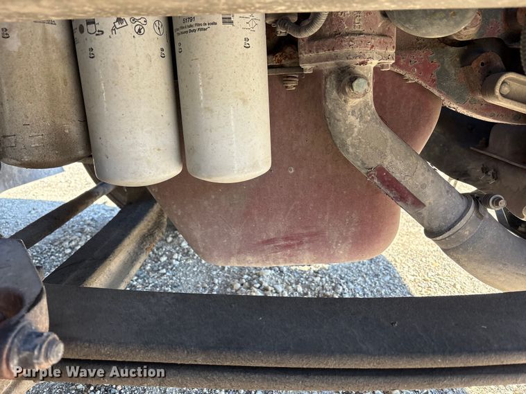 image for item FK1212 2016 Mack CXU613 semi truck