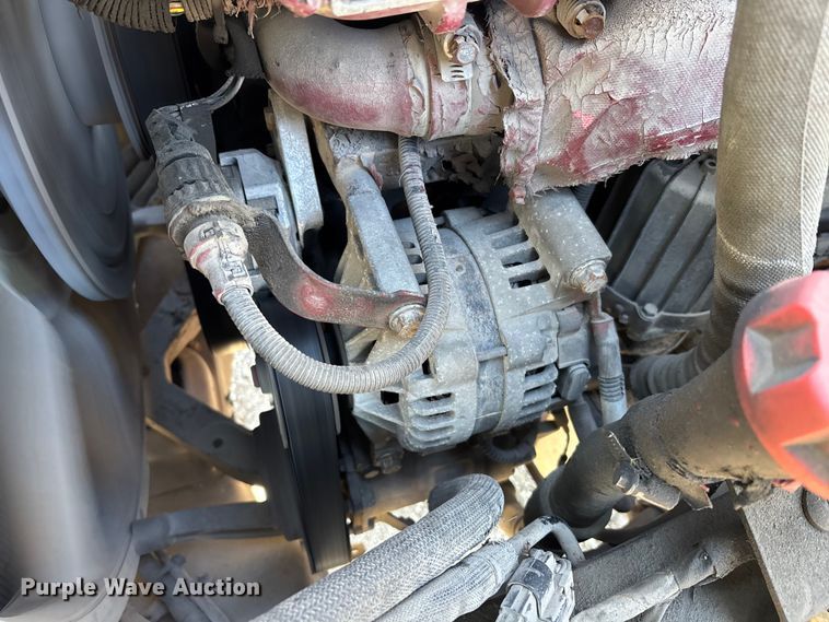 image for item FK1213 2016 Mack CXU613 semi truck