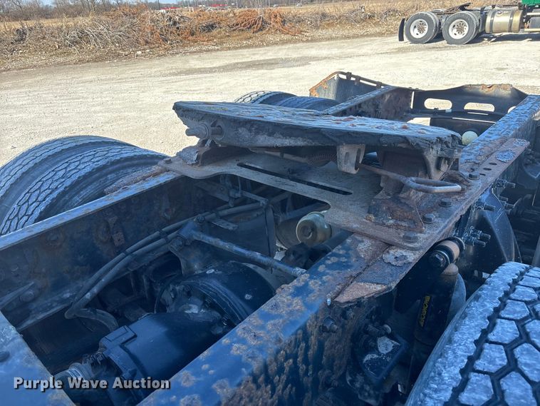 image for item FK1214 2017 Freightliner Cascadia 125 semi truck