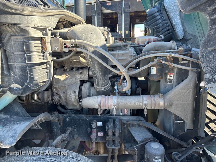 image for item FK1214 2017 Freightliner Cascadia 125 semi truck