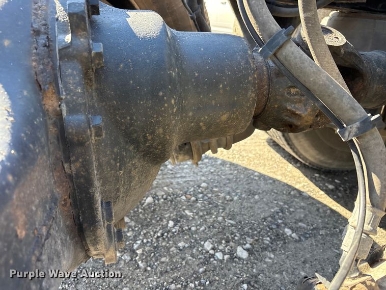 image for item FK1215 2017 Freightliner Cascadia 125 semi truck