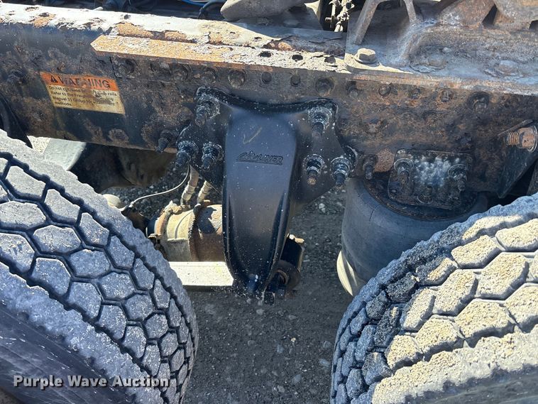 image for item FK1215 2017 Freightliner Cascadia 125 semi truck