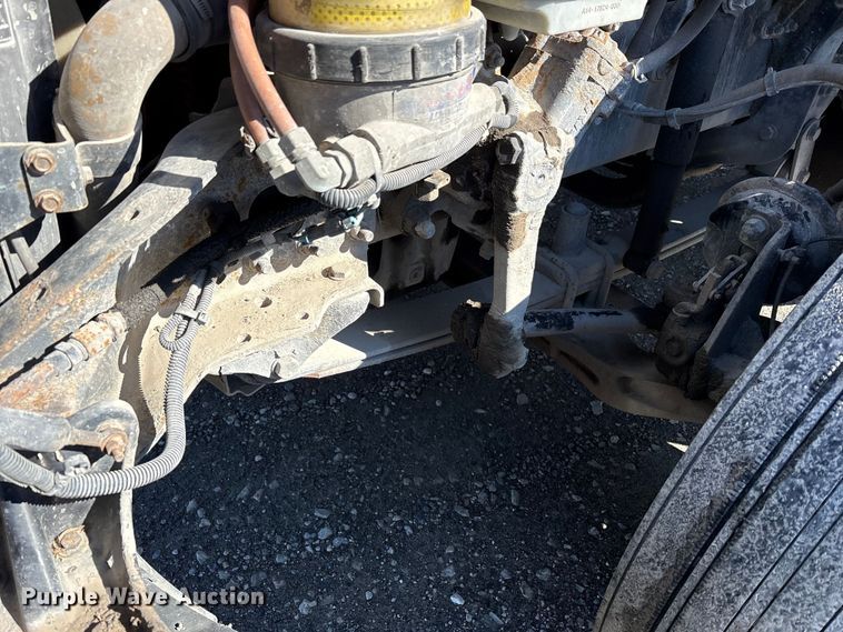 image for item FK1215 2017 Freightliner Cascadia 125 semi truck