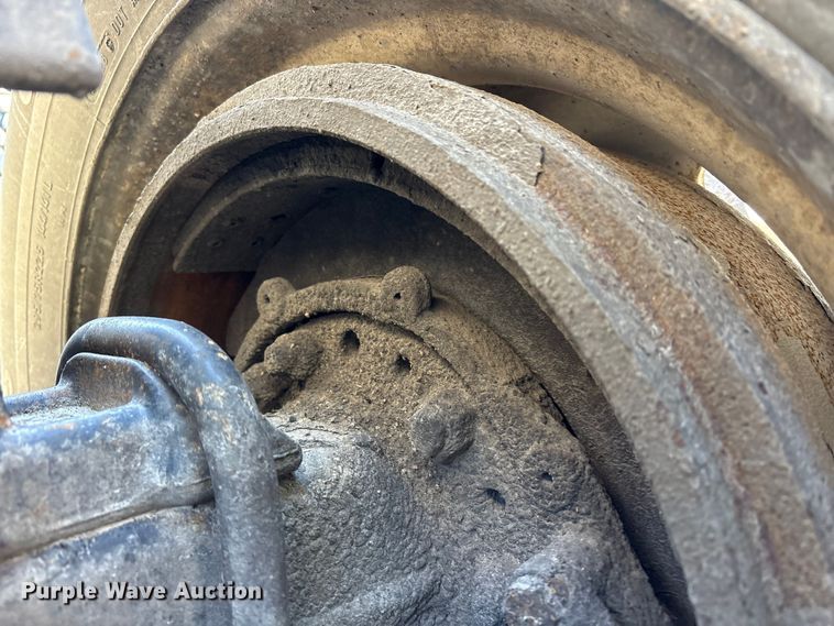 image for item FK1215 2017 Freightliner Cascadia 125 semi truck