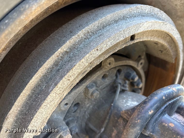 image for item FK1215 2017 Freightliner Cascadia 125 semi truck