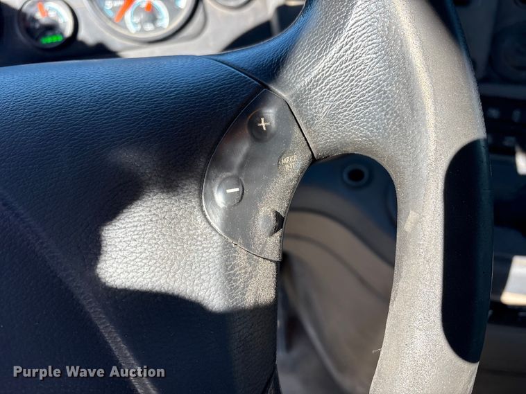 image for item FK1215 2017 Freightliner Cascadia 125 semi truck