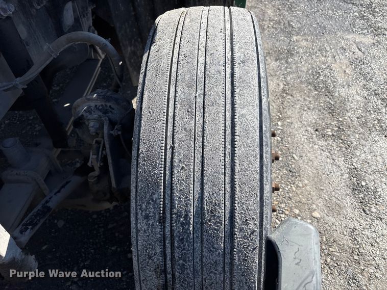 image for item FK1215 2017 Freightliner Cascadia 125 semi truck