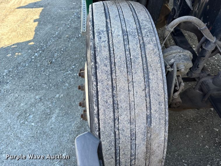 image for item FK1215 2017 Freightliner Cascadia 125 semi truck