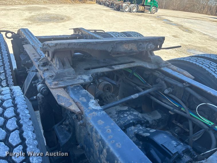 image for item FK1216 2017 Freightliner Cascadia 125 semi truck