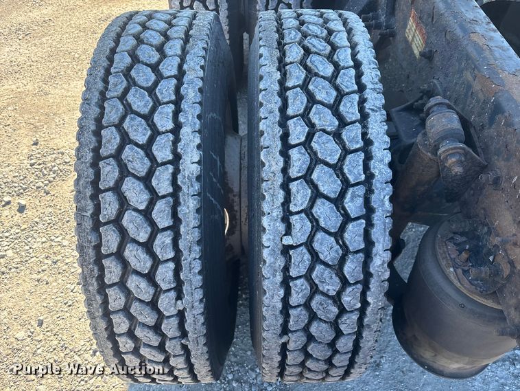 image for item FK1216 2017 Freightliner Cascadia 125 semi truck