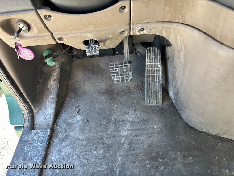 image for item FK1217 2017 Freightliner Cascadia 125 semi truck