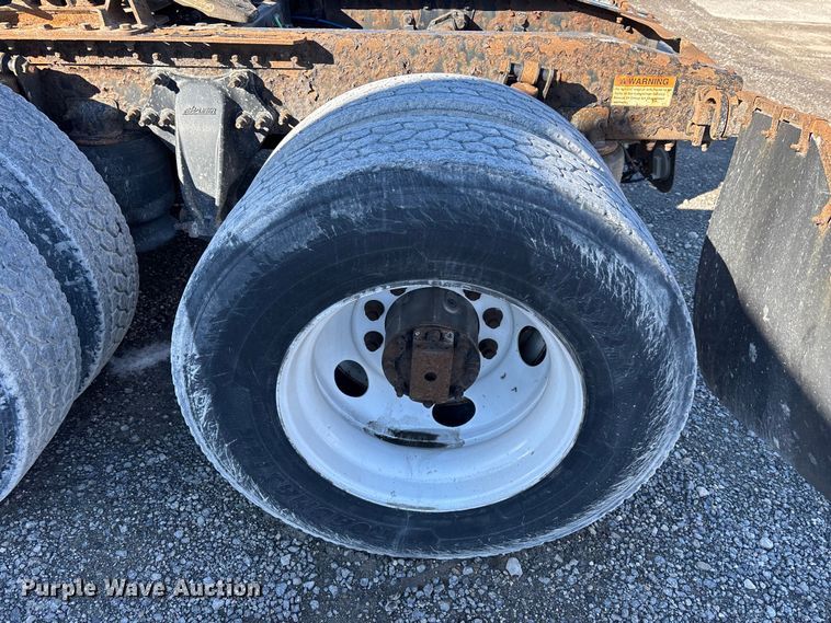 image for item FK1217 2017 Freightliner Cascadia 125 semi truck