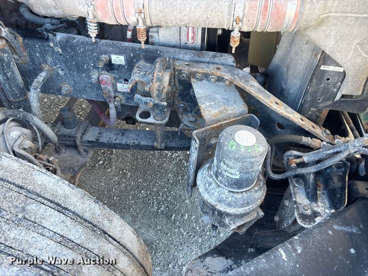 image for item FK1218 2017 Freightliner Cascadia 125 semi truck