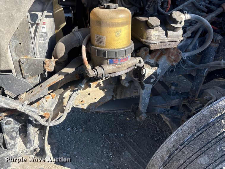 image for item FK1218 2017 Freightliner Cascadia 125 semi truck