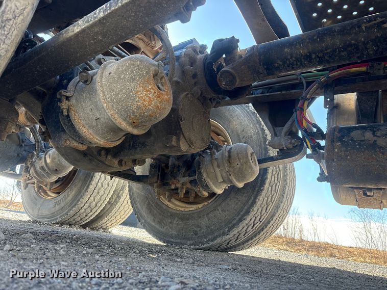 image for item FK1218 2017 Freightliner Cascadia 125 semi truck