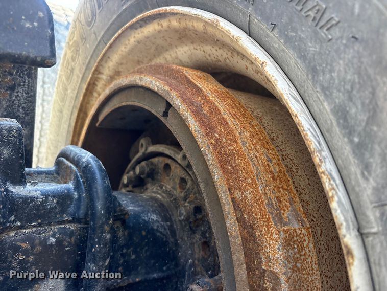 image for item FK1218 2017 Freightliner Cascadia 125 semi truck