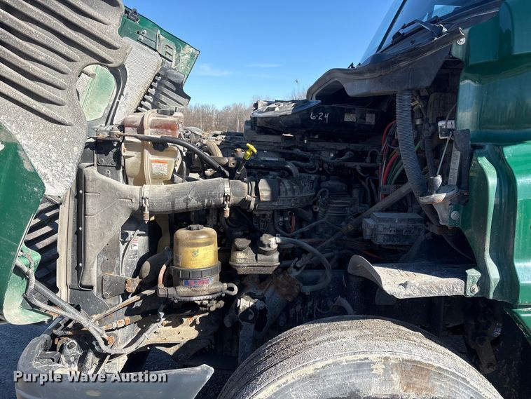 image for item FK1218 2017 Freightliner Cascadia 125 semi truck