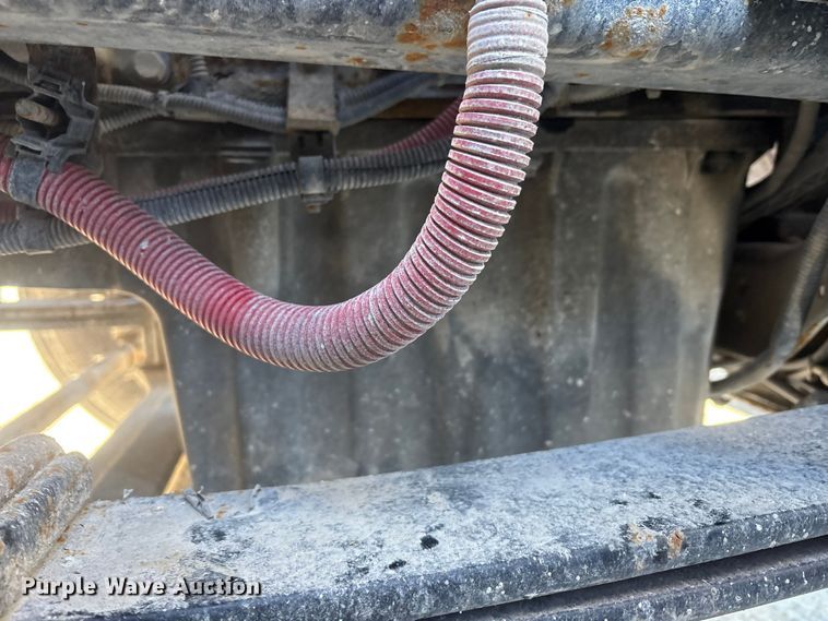 image for item FK1218 2017 Freightliner Cascadia 125 semi truck