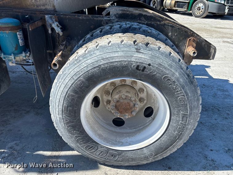 image for item FK1219 2008 Capacity Trucks TJ5000 yard truck