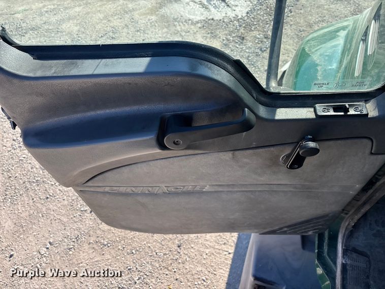 image for item FK1220 2016 Mack CXU613 semi truck