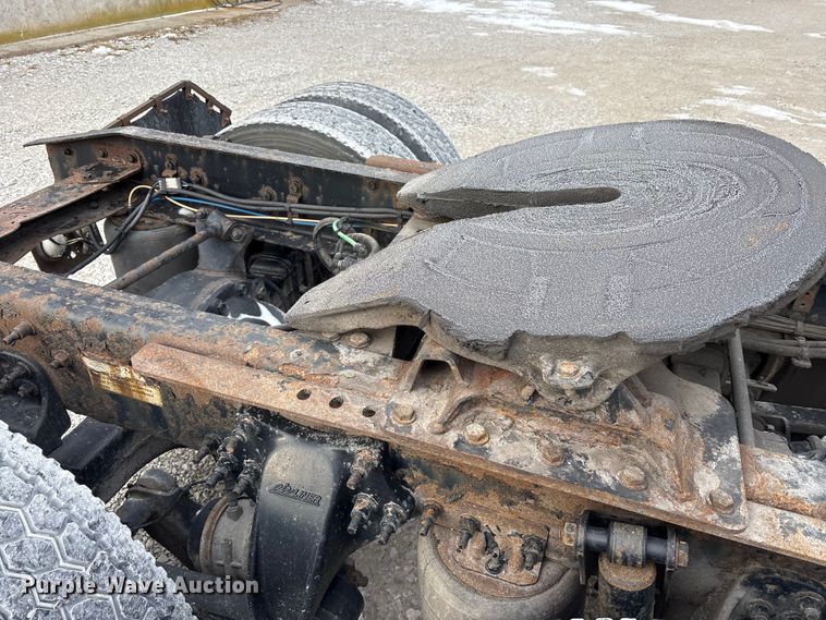 image for item FK1221 2017 Freightliner Cascadia 125 semi truck