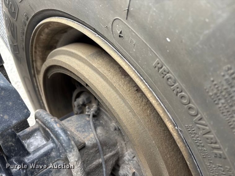 image for item FK1221 2017 Freightliner Cascadia 125 semi truck