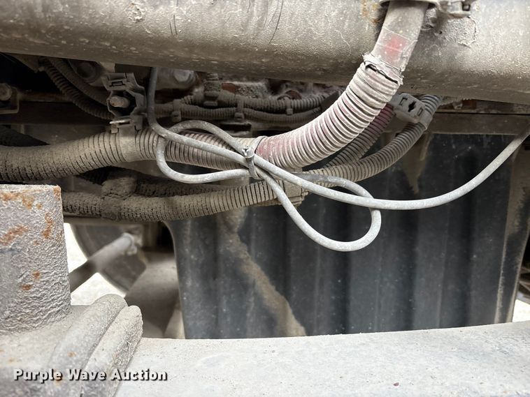 image for item FK1221 2017 Freightliner Cascadia 125 semi truck