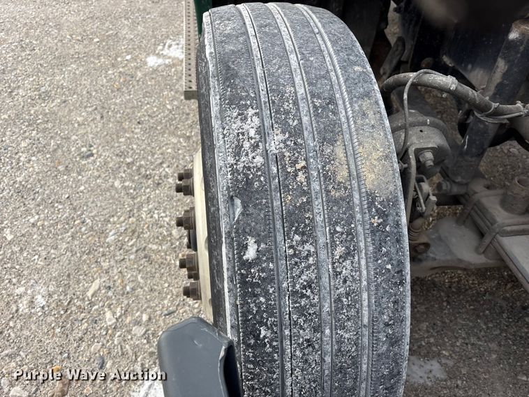 image for item FK1221 2017 Freightliner Cascadia 125 semi truck