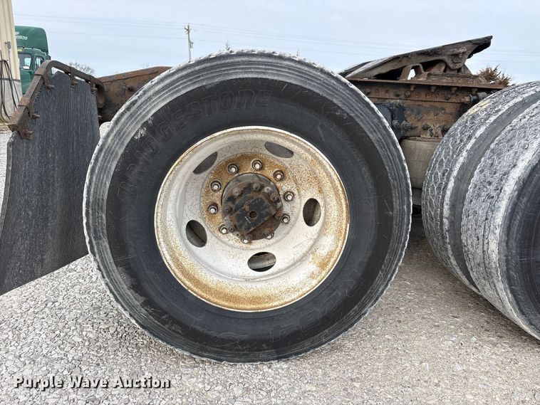 image for item FK1221 2017 Freightliner Cascadia 125 semi truck