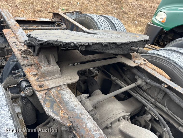 image for item FK1222 2017 Freightliner Cascadia 125 semi truck