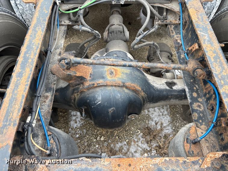 image for item FK1222 2017 Freightliner Cascadia 125 semi truck