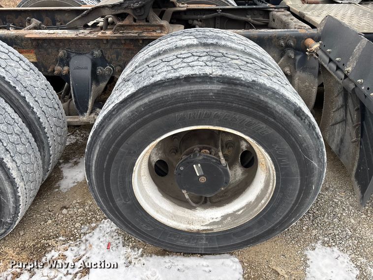 image for item FK1222 2017 Freightliner Cascadia 125 semi truck