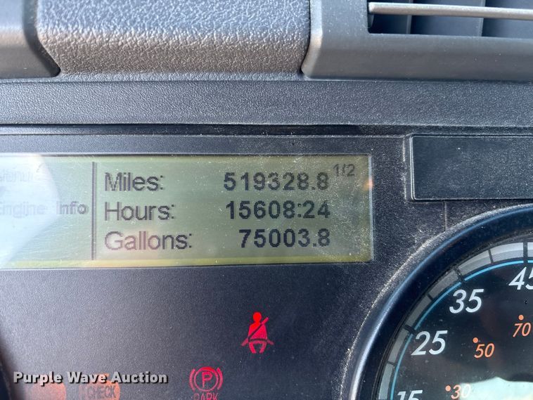 image for item FK1222 2017 Freightliner Cascadia 125 semi truck