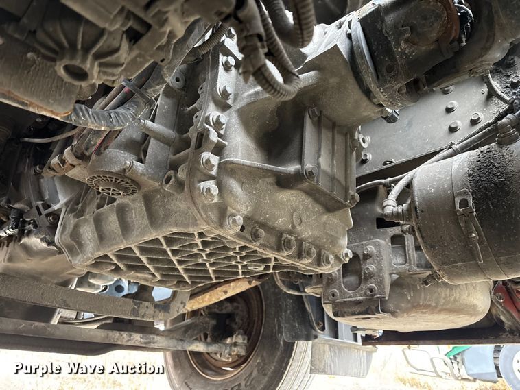 image for item FK1223 2016 Mack CXU613 semi truck