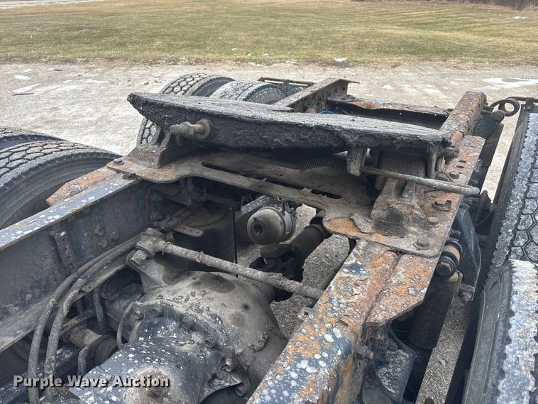 image for item FK1224 2017 Freightliner Cascadia 125 semi truck