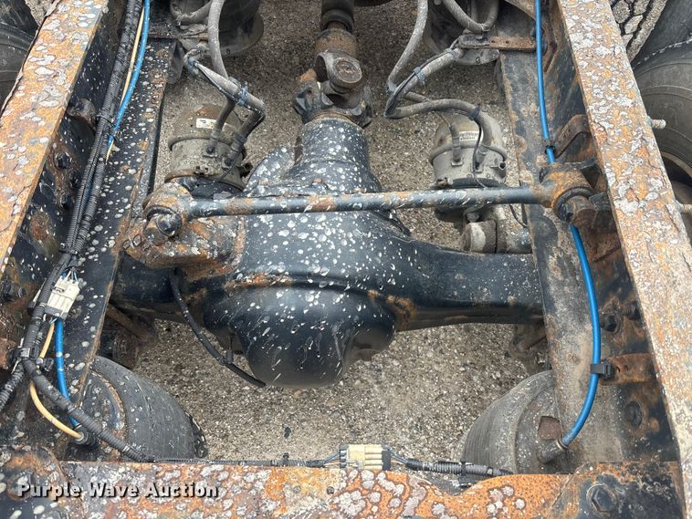 image for item FK1224 2017 Freightliner Cascadia 125 semi truck