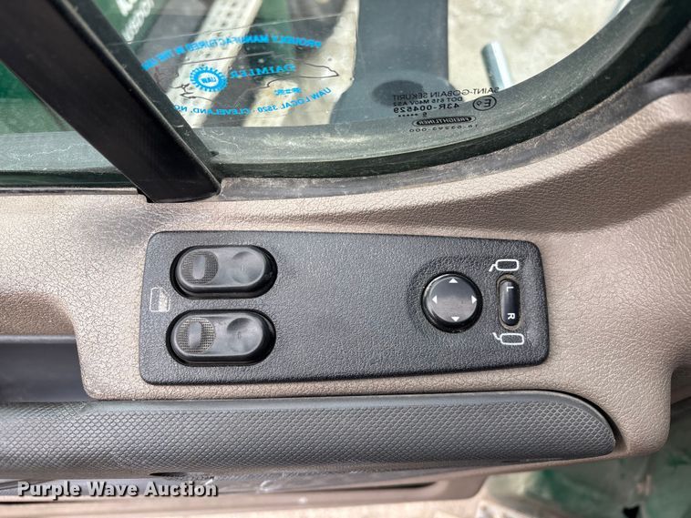 image for item FK1224 2017 Freightliner Cascadia 125 semi truck